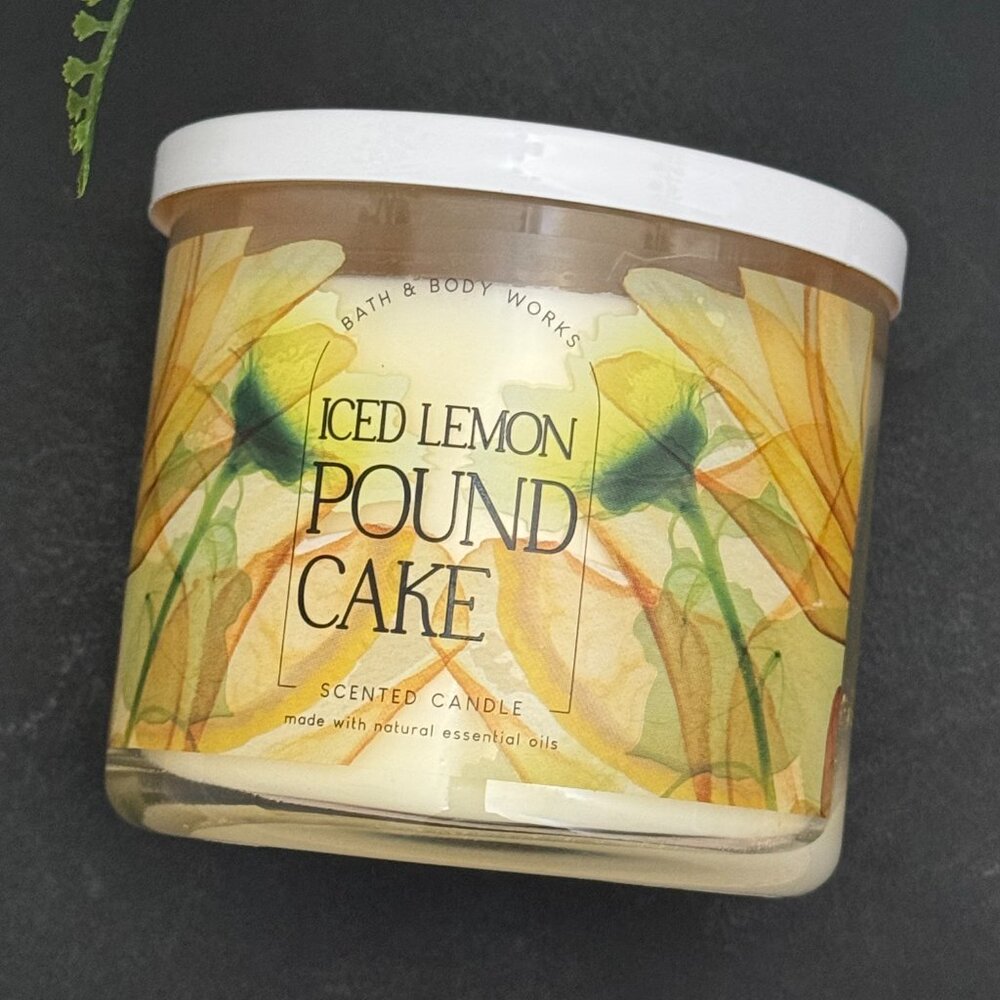 BBW Iced Lemon Pound Cake Bath & Body Works 3 Wick Candle - Picture 5 of 10